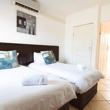 Me Casa Guest House Bluewater Bay Экстерьер фото